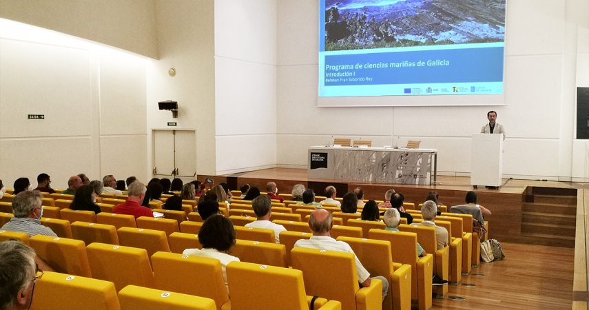 Instantánea da asemblea interna na Cidade da Cultura de Santiago de Compostela.