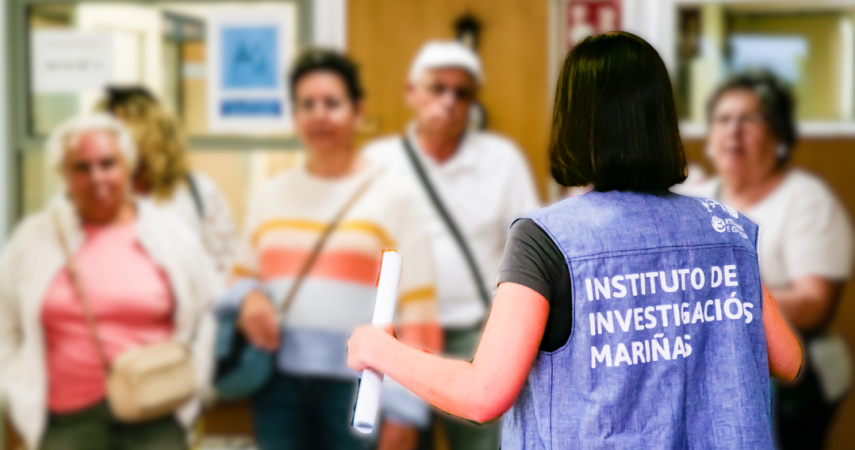 Visita guiada ao IIM-CSIC durante unha xornada de portas abertas